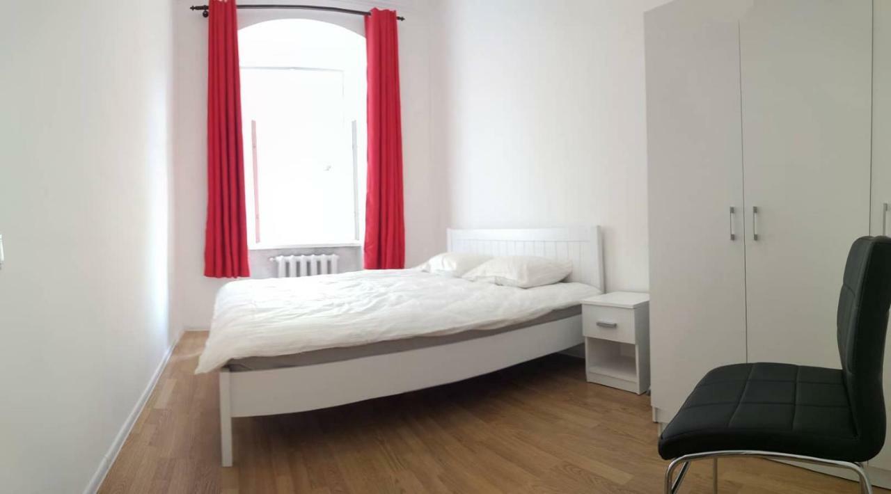 Modern Apartment In Lviv Historic Centre Bagian luar foto