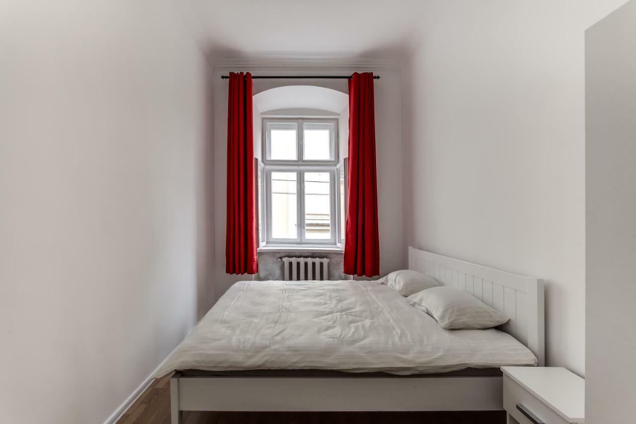 Modern Apartment In Lviv Historic Centre Bagian luar foto